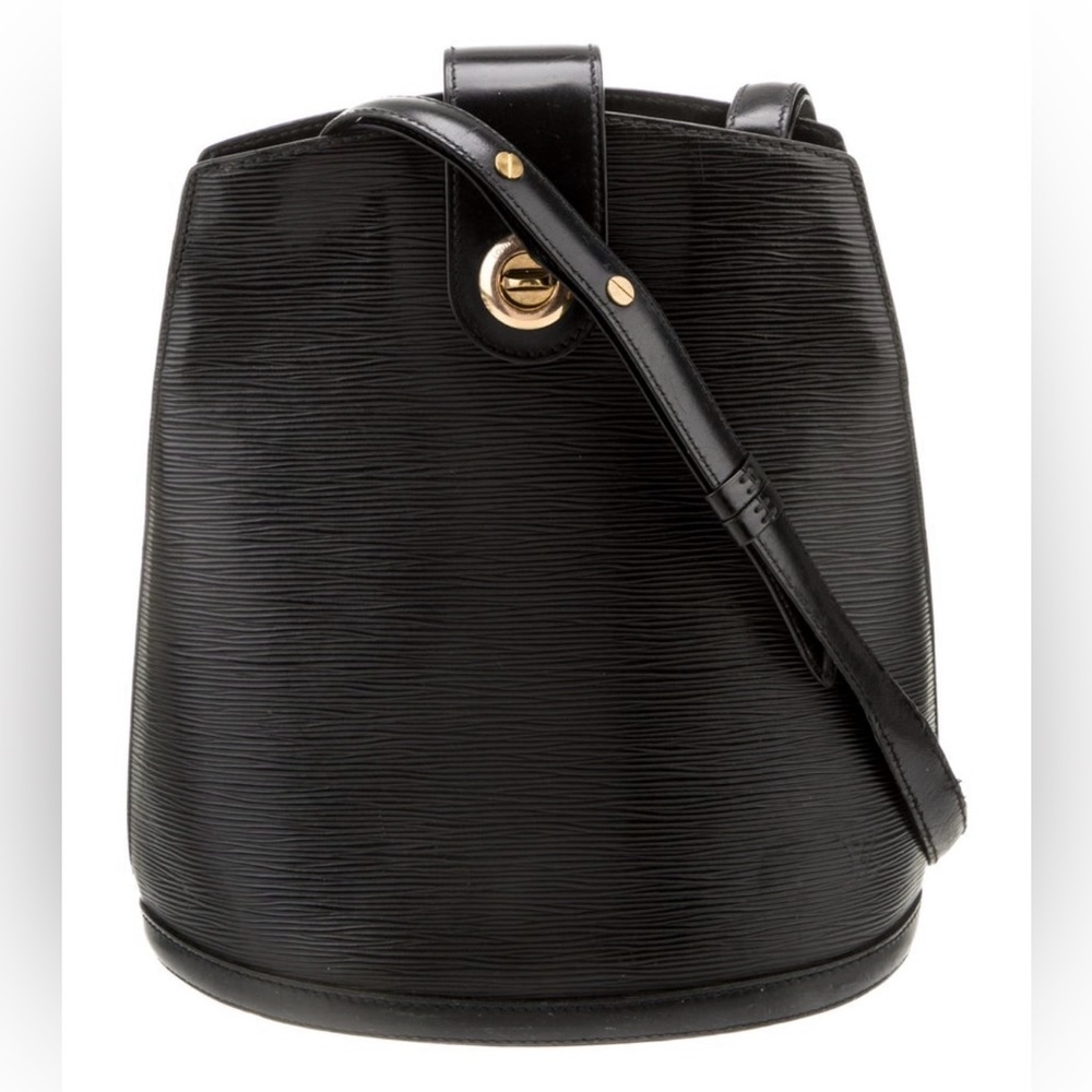 Vintage Louis Vuitton black cluny in epi leather